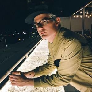 Meet your Posher, Mac